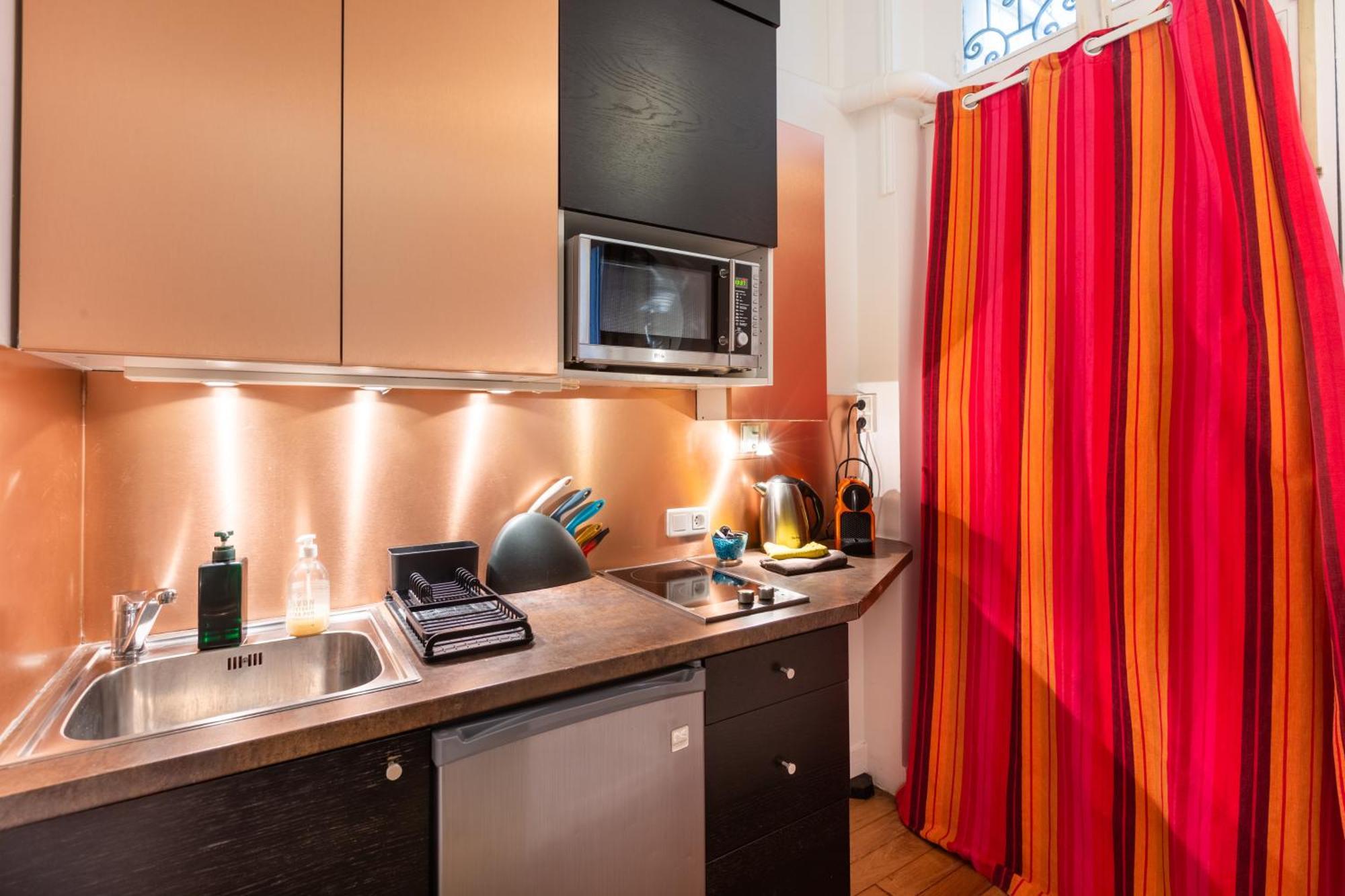 Studio Bourdonnais Apartment